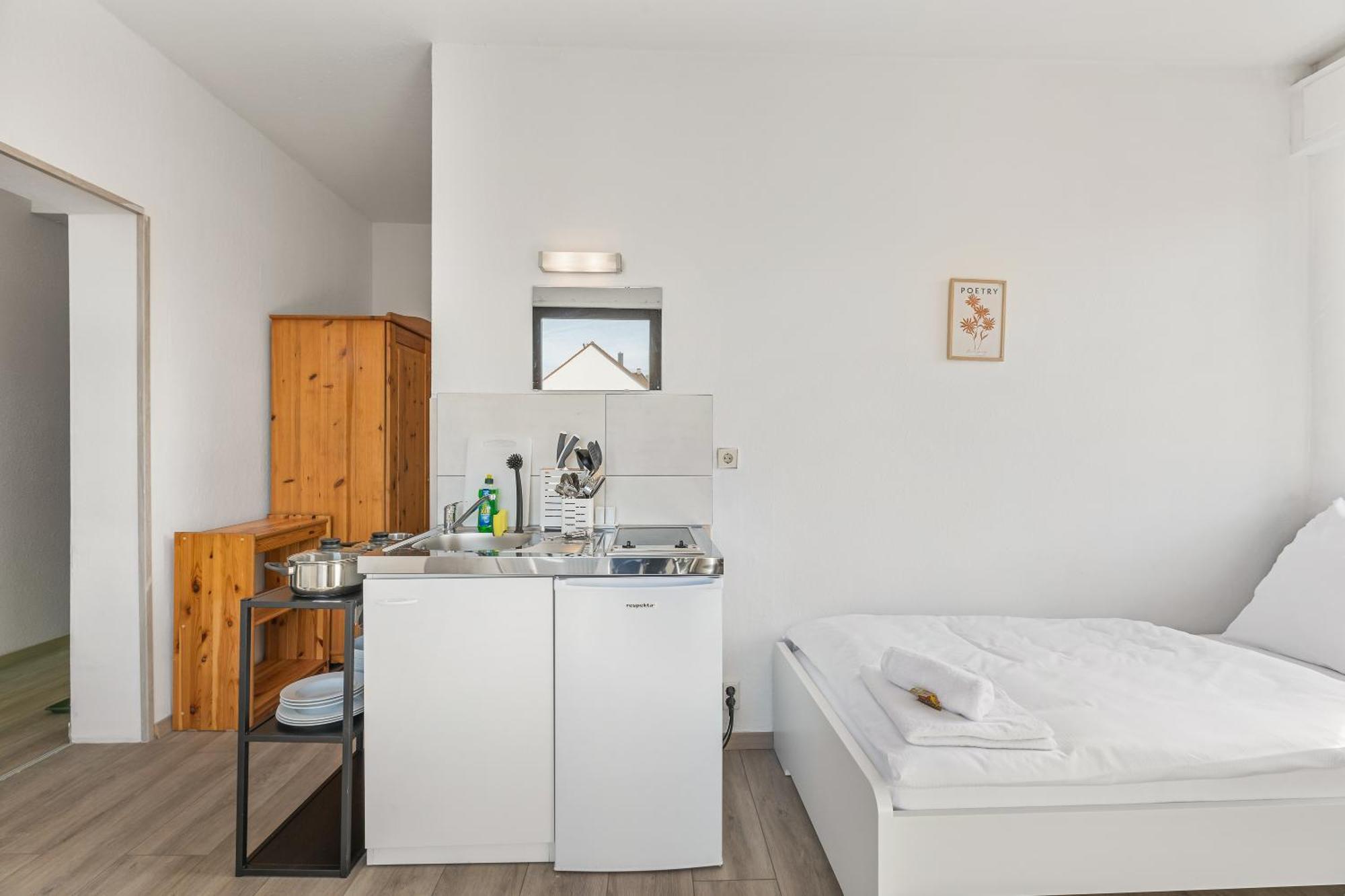 Home2Stay Apartmenthaus Heilbronn City Kitchen Parking Highspeed Wifi Washroom Exterior foto